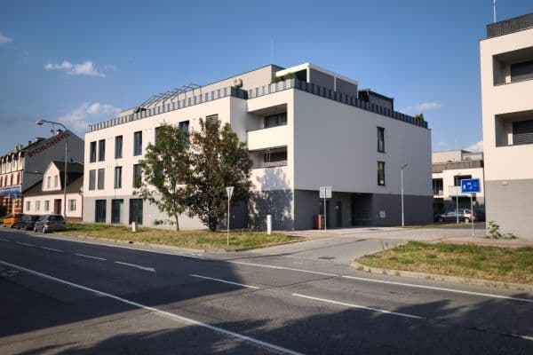 Prenájom bytu 1-izbový 32 m², Věry Pánkové, Olomouc Prenájom bytu 1-izbový 32 m², Věry Pánkové, Olomouc