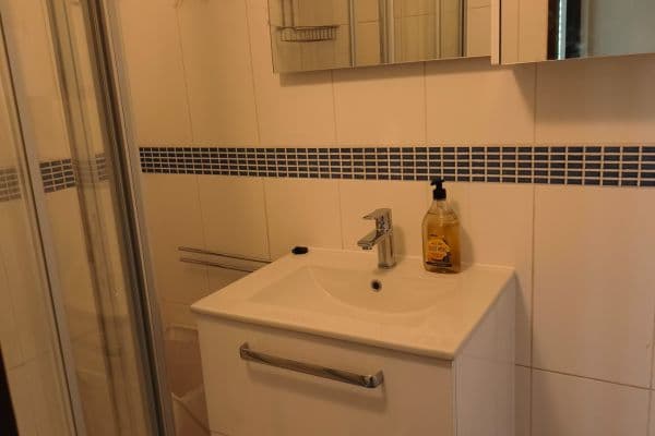 Prenájom bytu 2-izbový 42 m², Novodvorská, Praha Prenájom bytu 2-izbový 42 m², Novodvorská, Praha