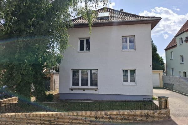 Predaj domu 170 m², pozemok 564 m², Eppelheim Predaj domu 170 m², pozemok 564 m², Eppelheim
