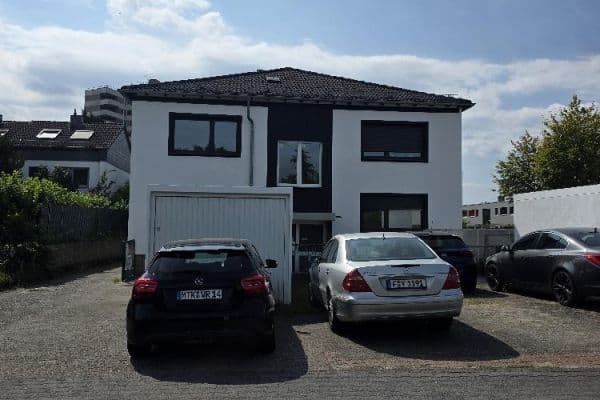 Prenájom bytu 4-izbový 133 m², Sulzbacher Str. 7a, Eschborn Prenájom bytu 4-izbový 133 m², Sulzbacher Str. 7a, Eschborn