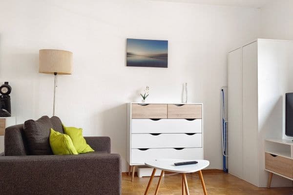 Prenájom bytu 1-izbový 34 m², Steinbach (Taunus) Prenájom bytu 1-izbový 34 m², Steinbach (Taunus)