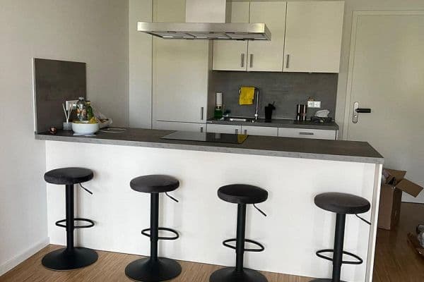 Prenájom bytu 2-izbový 53 m², Frankfurt am Main, Hesensko Prenájom bytu 2-izbový 53 m², Frankfurt am Main, Hesensko