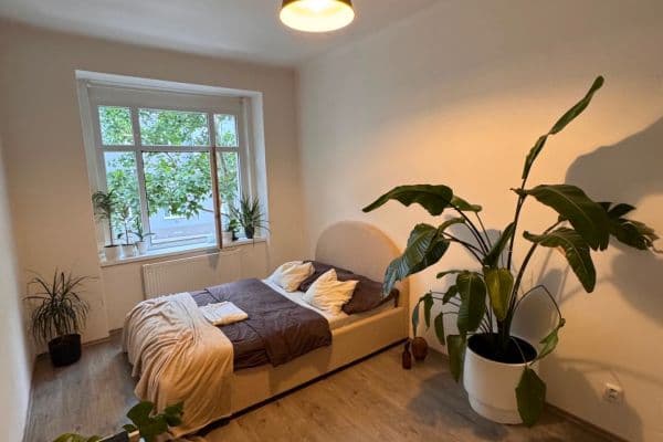 Prenájom bytu 2-izbový 56 m², Hartigova, Praha Prenájom bytu 2-izbový 56 m², Hartigova, Praha