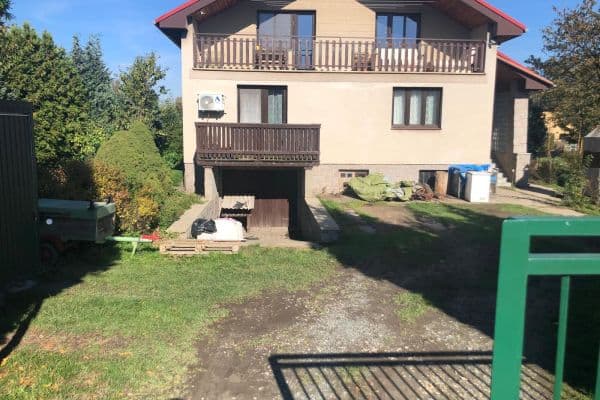 Prenájom bytu 2-izbový 85 m², U Parku, Svojetice Prenájom bytu 2-izbový 85 m², U Parku, Svojetice