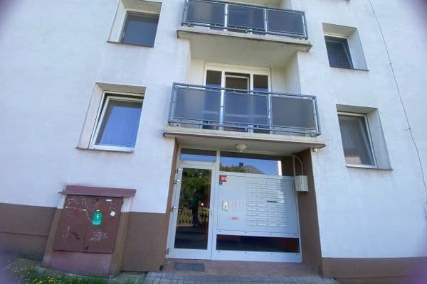 Prenájom bytu 2-izbový 37 m², T. G. Masaryka, Nové Město nad Metují, Královéhradecký kraj Prenájom bytu 2-izbový 37 m², T. G. Masaryka, Nové Město nad Metují, Královéhradecký kraj