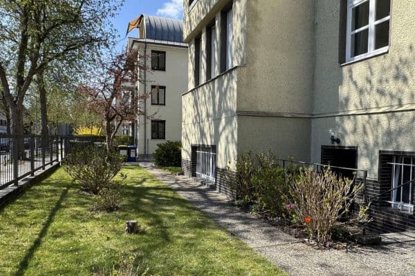Prenájom bytu 2-izbový 90 m², Berlin, Berlín Prenájom bytu 2-izbový 90 m², Berlin, Berlín