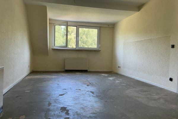 Prenájom bytu 3-izbový 67 m², Dellwiger Str. 37, Essen Prenájom bytu 3-izbový 67 m², Dellwiger Str. 37, Essen