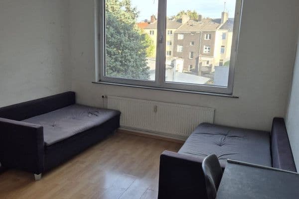 Prenájom bytu 4-izbový 95 m², Braunschweiger Straße 25, Dortmund Prenájom bytu 4-izbový 95 m², Braunschweiger Straße 25, Dortmund