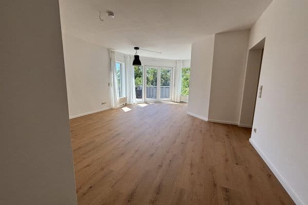 Prenájom bytu 2-izbový 68 m², Nauheim Prenájom bytu 2-izbový 68 m², Nauheim