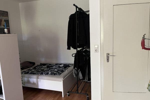 Prenájom bytu 1-izbový 35 m², Graf-Rhena-Straße 24a, Karlsruhe, Bádensko-Wurttembersko Prenájom bytu 1-izbový 35 m², Graf-Rhena-Straße 24a, Karlsruhe, Bádensko-Wurttembersko