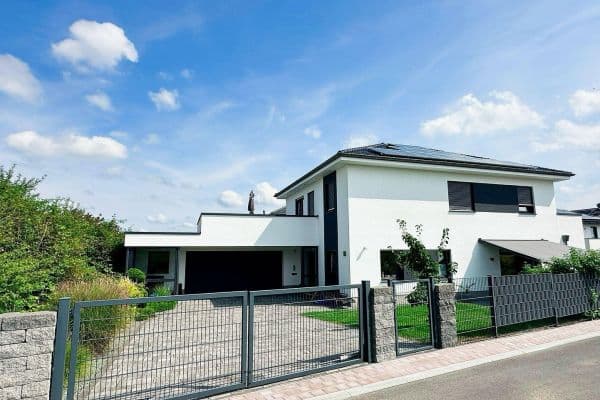 Predaj domu 175 m², pozemok 485 m², Rostocker Str. 18, Vellmar Predaj domu 175 m², pozemok 485 m², Rostocker Str. 18, Vellmar