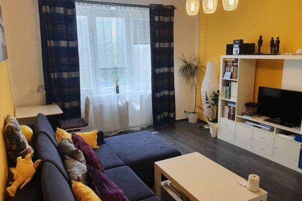 Prenájom bytu 2-izbový 54 m², Zelenečská, Praha Prenájom bytu 2-izbový 54 m², Zelenečská, Praha
