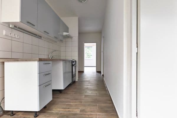 Prenájom bytu 2-izbový 56 m², Sibiřská, Aš, Karlovarský kraj Prenájom bytu 2-izbový 56 m², Sibiřská, Aš, Karlovarský kraj