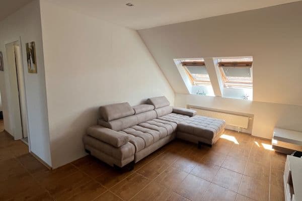 Predaj bytu 3-izbový 111 m², Klumparova, Hradec Králové Predaj bytu 3-izbový 111 m², Klumparova, Hradec Králové
