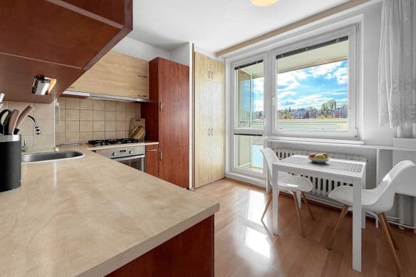Prenájom bytu 1-izbový 45 m², Horácké náměstí, Brno Prenájom bytu 1-izbový 45 m², Horácké náměstí, Brno