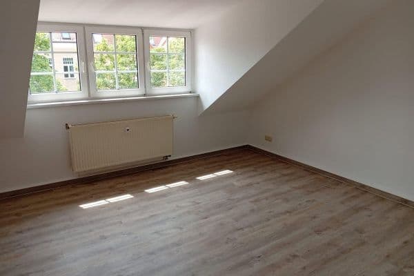 Prenájom bytu 4-izbový 90 m², Goethestr. 16, Dessau-Roßlau Prenájom bytu 4-izbový 90 m², Goethestr. 16, Dessau-Roßlau