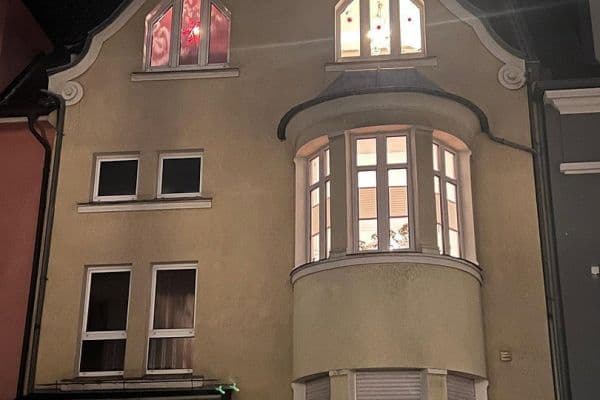 Prenájom bytu 3-izbový 100 m², Otmarstraße 22, Essen Prenájom bytu 3-izbový 100 m², Otmarstraße 22, Essen
