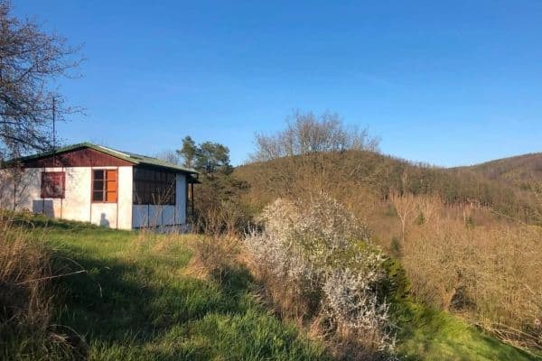 Prenájom rekreačného objektu 35 m², pozemok 1.199 m², Chyňava Prenájom rekreačného objektu 35 m², pozemok 1.199 m², Chyňava