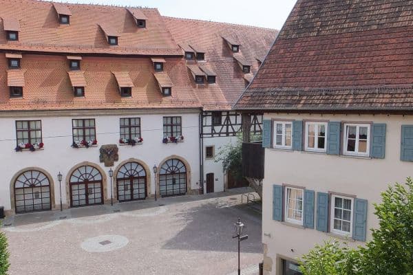 Prenájom bytu 2-izbový 76 m², Rottenburg am Neckar Prenájom bytu 2-izbový 76 m², Rottenburg am Neckar