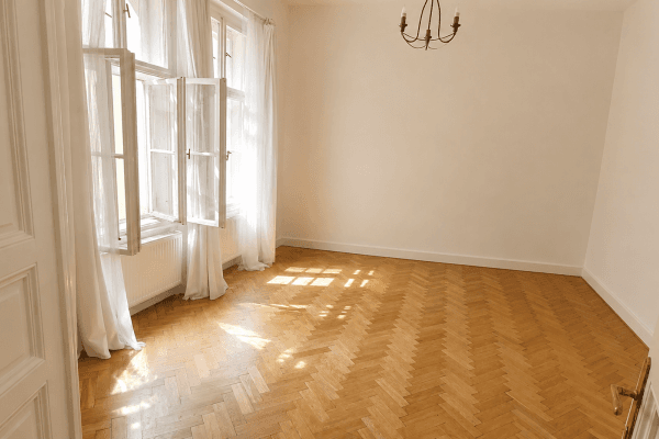 Prenájom bytu 1-izbový 45 m², Opatovická, Praha Prenájom bytu 1-izbový 45 m², Opatovická, Praha