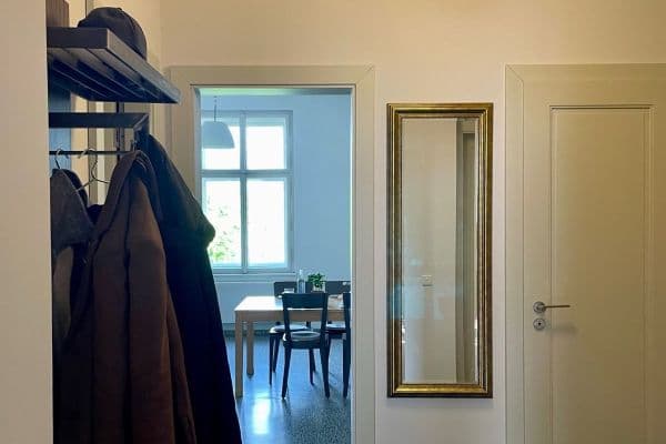 Prenájom bytu 2-izbový 77 m², Šumavská, Praha Prenájom bytu 2-izbový 77 m², Šumavská, Praha