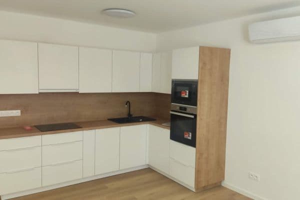 Prenájom bytu 2-izbový 56 m², Drnovská, Vyškov, Jihomoravský kraj Prenájom bytu 2-izbový 56 m², Drnovská, Vyškov, Jihomoravský kraj