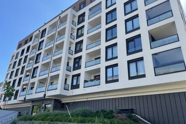 Prenájom bytu 4-izbový 113 m², Ondrákové, Praha Prenájom bytu 4-izbový 113 m², Ondrákové, Praha