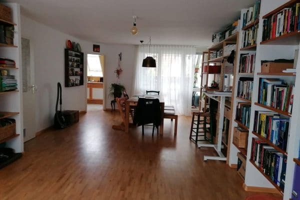 Prenájom bytu 3-izbový 106 m², Malteserordensstraße 4, Freiburg Prenájom bytu 3-izbový 106 m², Malteserordensstraße 4, Freiburg