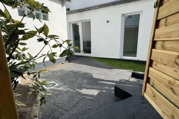 Prenájom bytu 2-izbový 65 m², Birkenstraße 149, Düsseldorf, Severné Porýnie - Westfálsko Prenájom bytu 2-izbový 65 m², Birkenstraße 149, Düsseldorf, Severné Porýnie - Westfálsko
