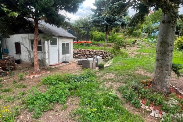 Prenájom rekreačného objektu 20 m², pozemok 400 m², Zlatnice, Praha Prenájom rekreačného objektu 20 m², pozemok 400 m², Zlatnice, Praha