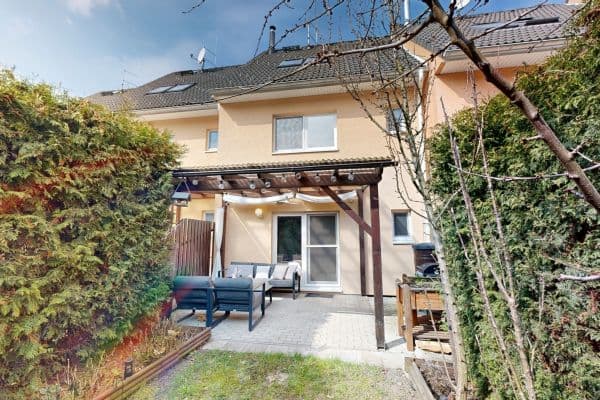 Prenájom domu 120 m², pozemok 60 m², Škvorecká, Úvaly Prenájom domu 120 m², pozemok 60 m², Škvorecká, Úvaly