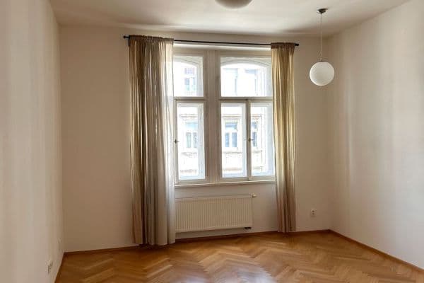 Prenájom bytu 2-izbový 50 m², Kotevní, Praha Prenájom bytu 2-izbový 50 m², Kotevní, Praha