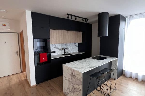Prenájom bytu 3-izbový 64 m², Velvarská, Horoměřice Prenájom bytu 3-izbový 64 m², Velvarská, Horoměřice