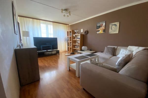 Predaj bytu 3-izbový 73 m², Kurzova, Praha Predaj bytu 3-izbový 73 m², Kurzova, Praha