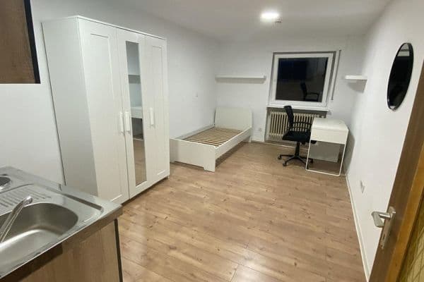 Prenájom bytu 1-izbový 24 m², Mannheim, Bádensko-Wurttembersko Prenájom bytu 1-izbový 24 m², Mannheim, Bádensko-Wurttembersko