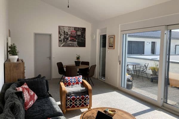 Prenájom bytu 3-izbový 106 m², Franz Marc Str 1c, Puchheim, Bavorsko Prenájom bytu 3-izbový 106 m², Franz Marc Str 1c, Puchheim, Bavorsko