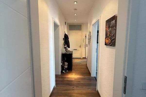 Prenájom bytu 3-izbový 83 m², walder str 63, Hilden Prenájom bytu 3-izbový 83 m², walder str 63, Hilden
