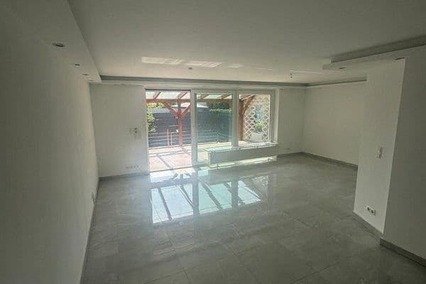 Predaj domu 252 m², pozemok 767 m², Mutterstadt Predaj domu 252 m², pozemok 767 m², Mutterstadt