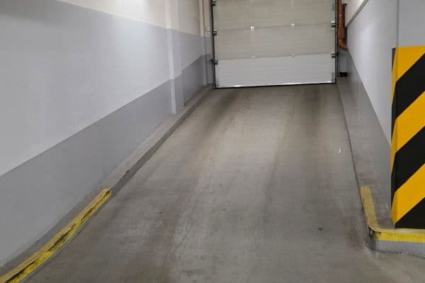 Prenájom garáže 14 m², Prenájom garáže 14 m²,