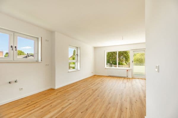 Predaj bytu 3-izbový 80 m², Lutherstraße 9c, Großröhrsdorf Predaj bytu 3-izbový 80 m², Lutherstraße 9c, Großröhrsdorf