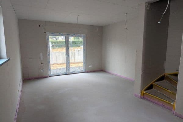 Predaj domu 121 m², pozemok 165 m², Bad Nauheim Predaj domu 121 m², pozemok 165 m², Bad Nauheim