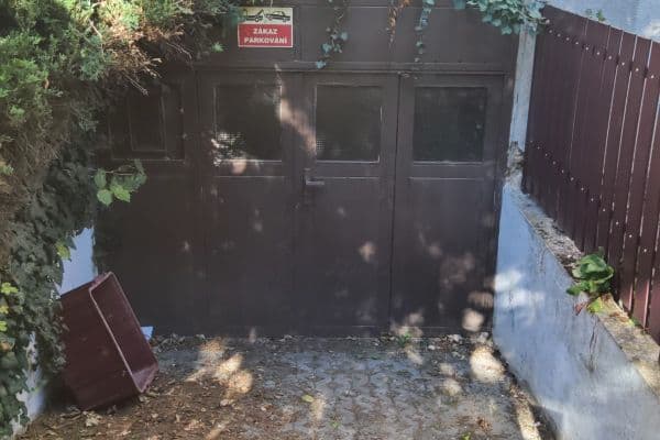 Prenájom garáže 18 m², Brno Prenájom garáže 18 m², Brno