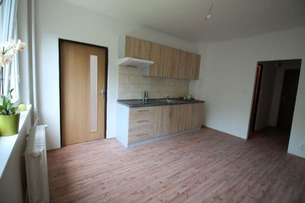 Prenájom bytu 3-izbový 68 m², Plzeňská, Ostrava Prenájom bytu 3-izbový 68 m², Plzeňská, Ostrava