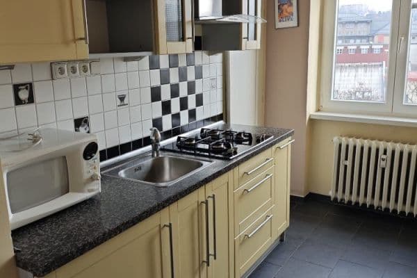 Prenájom bytu 2-izbový 60 m², Dr. Šmerala, Ostrava Prenájom bytu 2-izbový 60 m², Dr. Šmerala, Ostrava