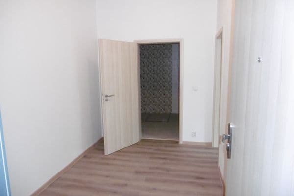 Prenájom bytu 2-izbový 44 m², U rybníka, Troubsko Prenájom bytu 2-izbový 44 m², U rybníka, Troubsko