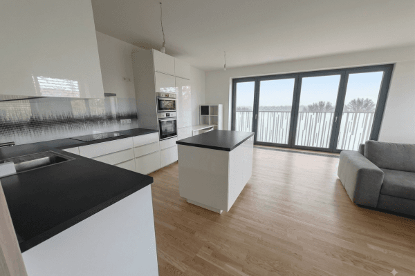 Prenájom bytu 3-izbový 101 m², Olšanská, Praha Prenájom bytu 3-izbový 101 m², Olšanská, Praha