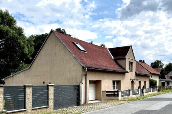 Predaj domu 222 m², pozemok 835 m², Pertoltice pod Ralskem Predaj domu 222 m², pozemok 835 m², Pertoltice pod Ralskem