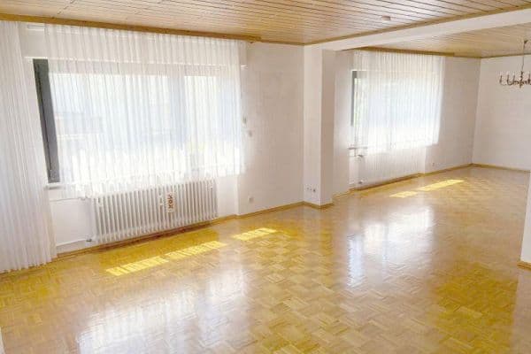 Prenájom bytu 3-izbový 1 m², Karlsruhe Prenájom bytu 3-izbový 1 m², Karlsruhe