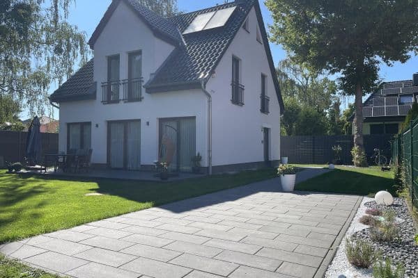 Predaj domu 160 m², pozemok 420 m², Berlin, Berlín Predaj domu 160 m², pozemok 420 m², Berlin, Berlín