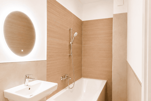 Prenájom bytu 4-izbový 93 m², Röpziger Straße 6, Halle (Saale), Sasko-Anhaltsko Prenájom bytu 4-izbový 93 m², Röpziger Straße 6, Halle (Saale), Sasko-Anhaltsko